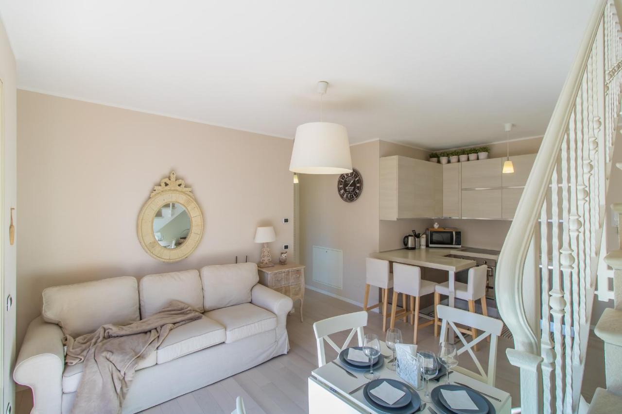 Apartment Tulipani 17 トレメッツォ 部屋 写真