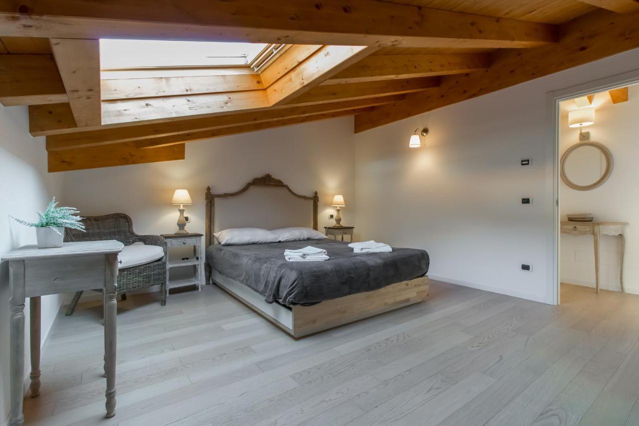 Apartment Tulipani 17 トレメッツォ 部屋 写真