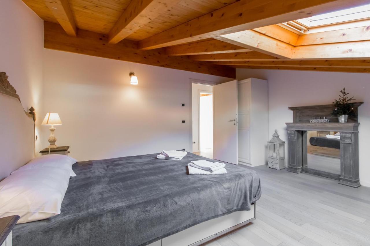 Apartment Tulipani 17 トレメッツォ 部屋 写真